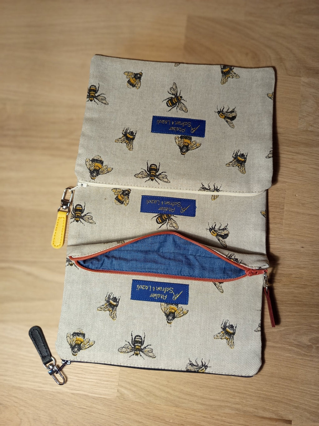 3 Grandes pochettes intuitives lin imprimé abeilles - Atelier Safran & Lazuli