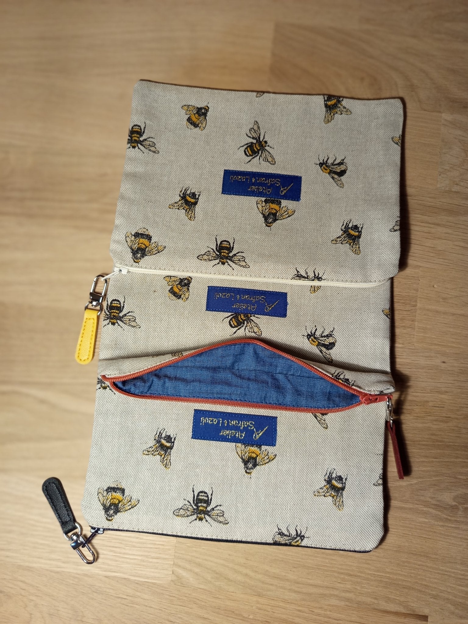 3 Grandes pochettes intuitives lin imprimé abeilles - Atelier Safran & Lazuli