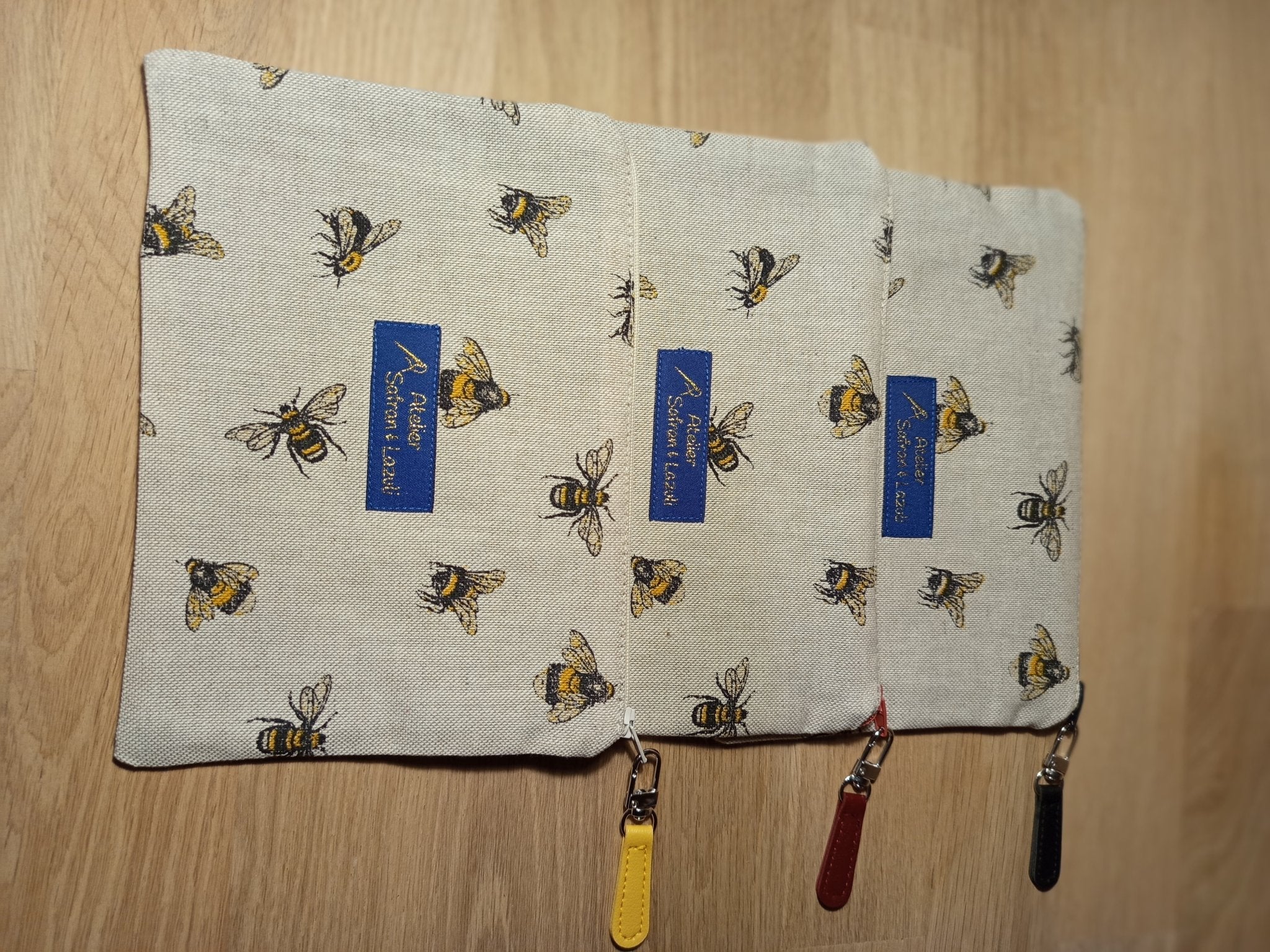 3 Grandes pochettes intuitives lin imprimé abeilles - Atelier Safran & Lazuli