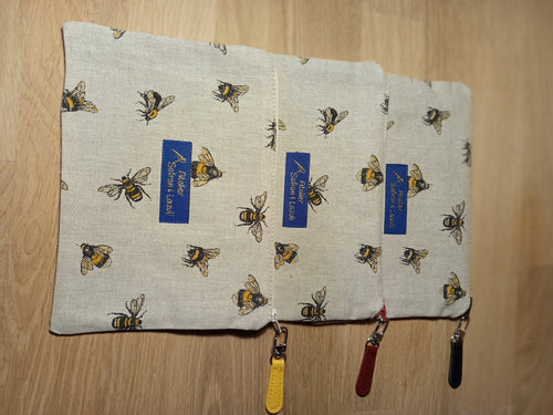 3 Grandes pochettes intuitives lin imprimé abeilles - Atelier Safran & Lazuli