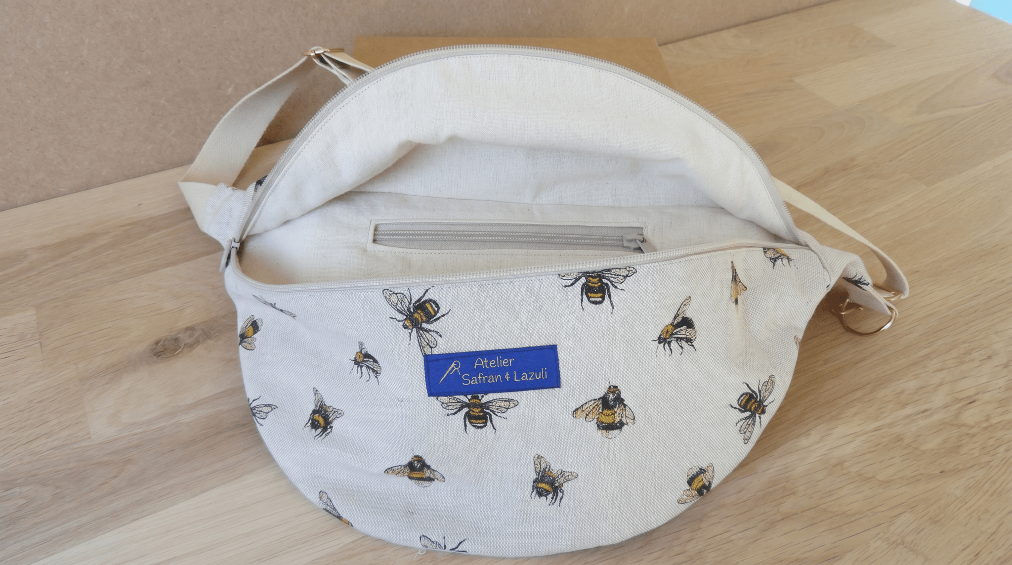 Sac banane Abeilles - Atelier Safran & Lazuli