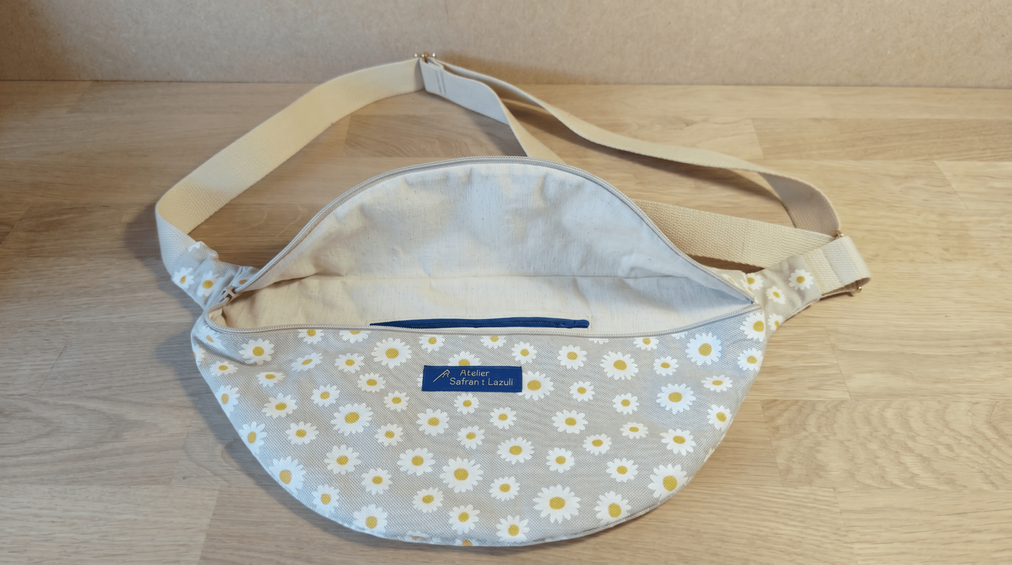 Sac banane Pâquerettes - Atelier Safran & Lazuli